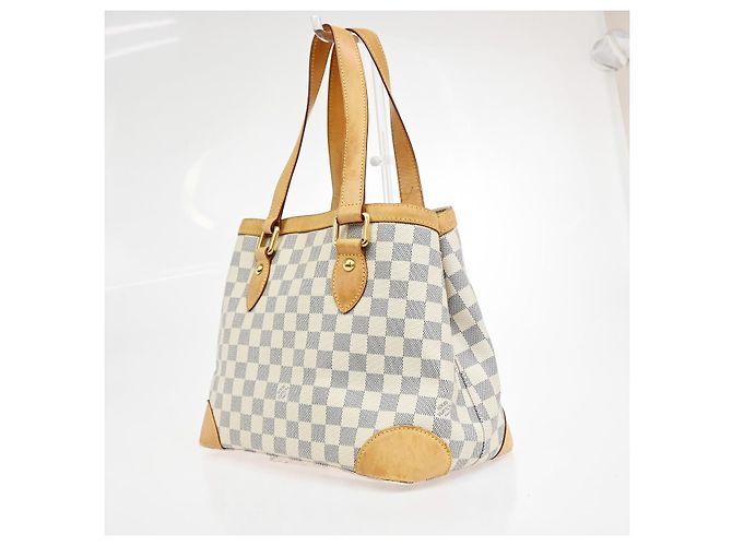 Louis Vuitton Hampstead Damier PM Blanco - vista 4