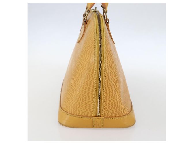 Louis Vuitton Alma Epi Leather MM Amarillo - vista 3