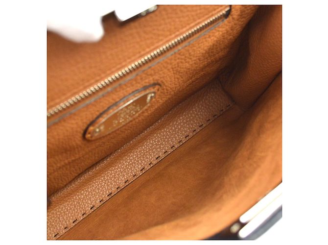 Fendi Selleria Peekaboo in pelle Medium Nero - vista 4