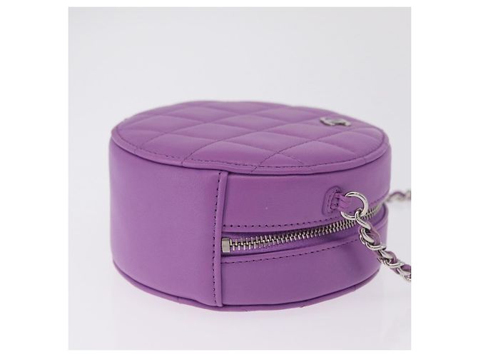 Chanel Runde Clutch mit Kette aus gestepptem Lammleder Mini Lila - Ansicht 3