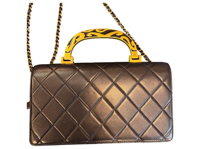 Bolsa de aba Chanel Art Nouvelle 2015 em pele de cordeiro acolchoada Small - vista 4