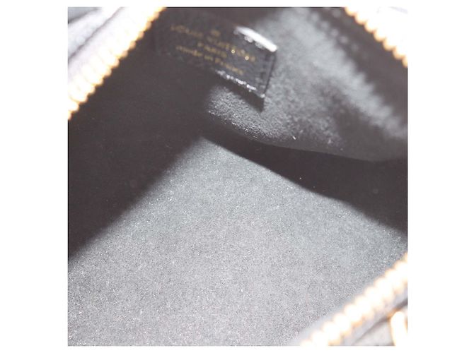 Borsa Nano Speedy Louis Vuitton in pelle Monogram Empreinte nera Nero - vista 6