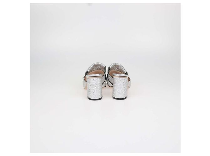 Mules Gucci GG Marmont con frange in pelle foil argento - vista 5