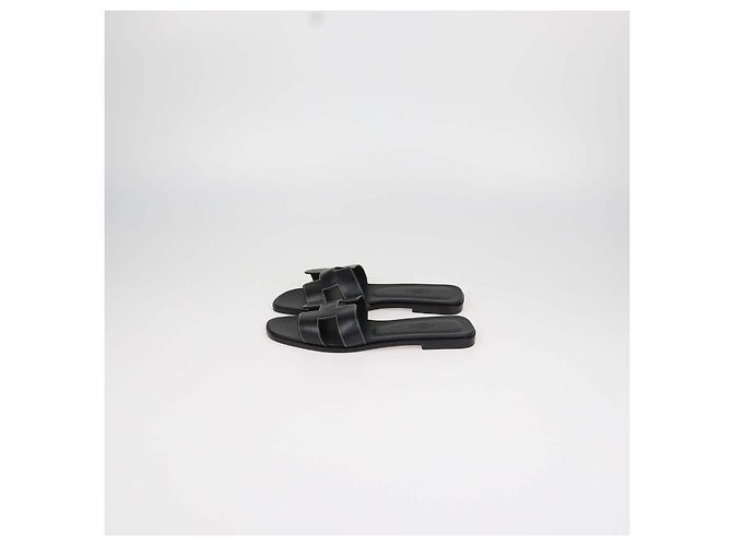 Hermès Sandali Oran Hermes in pelle Box Calf nera Nero - vista 4