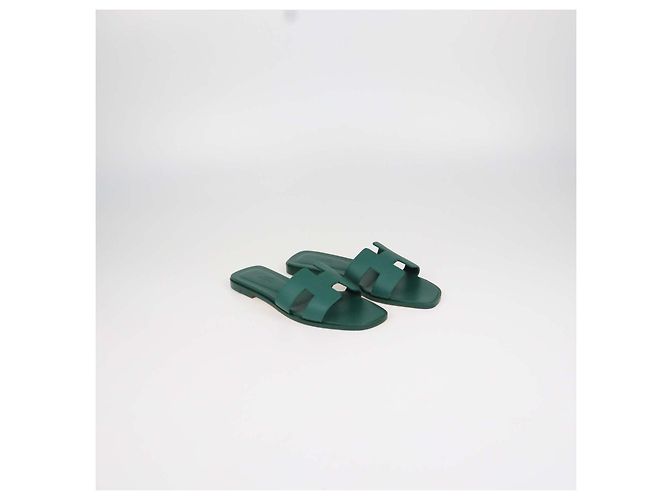 Hermès Sandali Oran Hermes in pelle Epsom Vert Oyat Verde - vista 2