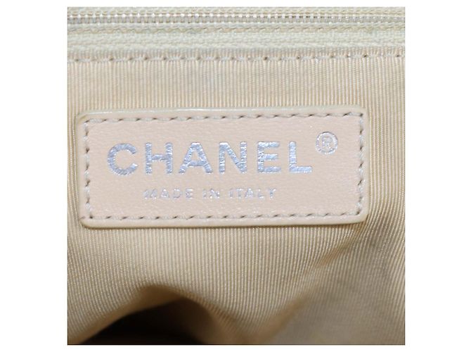 Borsa Shopper Chanel Executive Cerf in pelle crema Crudo - vista 6
