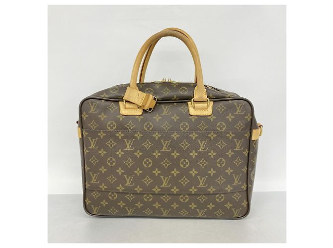 Bolsa Louis Vuitton Monogram Icare Marrom - vista 11