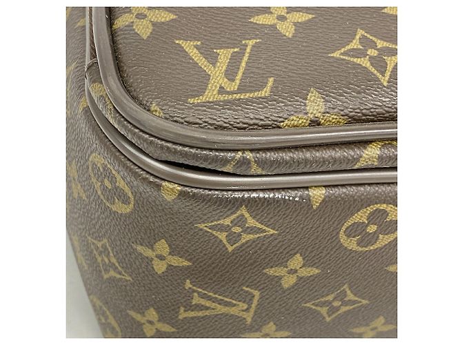 Bolsa Louis Vuitton Monogram Icare Marrom - vista 9