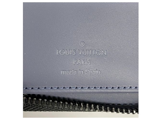 Louis Vuitton Monogram Shadow Zippy Wallet Blue Navy blue - view 4