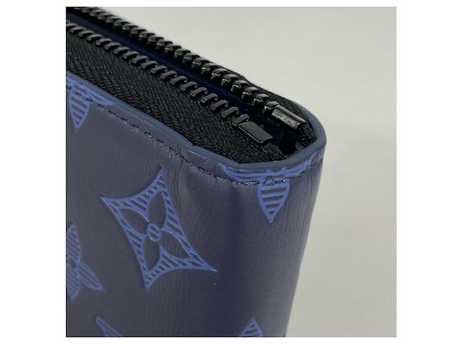 Louis Vuitton Monogram Shadow Zippy Wallet Blue Navy blue - view 5