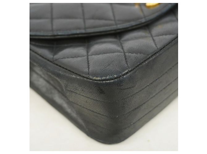 Chanel Matelassé Schultertasche mit Kette Schwarz - Ansicht 6