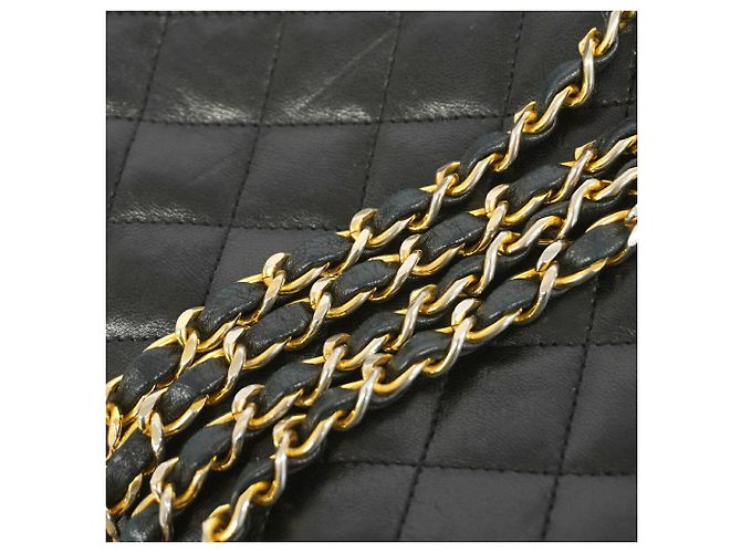 Chanel Matelassé Schultertasche mit Kette Schwarz - Ansicht 8