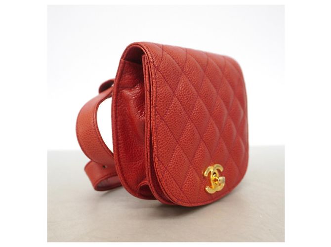 Borsa da vita Chanel Matelassé in pelle Caviar Rosso - vista 2