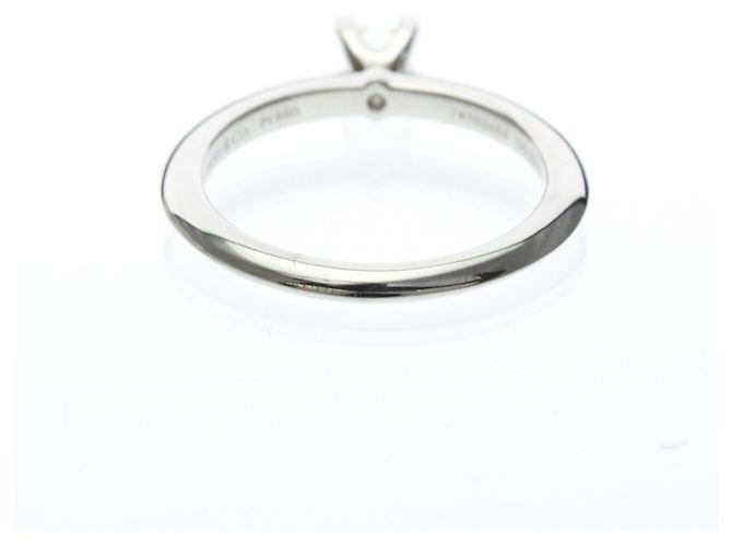 Cartier Solitaire 1895 Platina com Diamante RBC .22CT Prata - vista 2