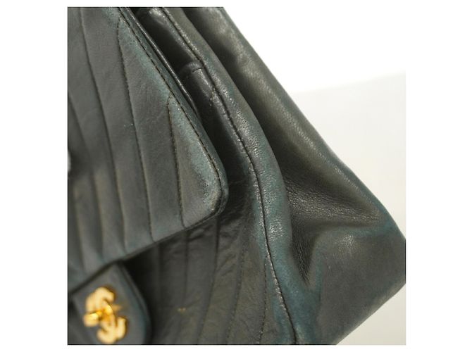 Borsa a tracolla Chanel in agnellino nero - vista 8