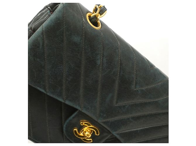 Borsa a tracolla Chanel in agnellino nero - vista 9