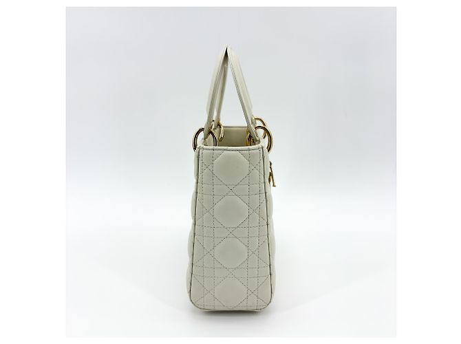 Christian Dior Lady Dior Mini in pelle di vitello grana D'oro - vista 5
