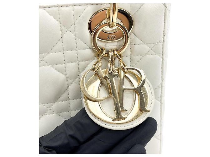 Christian Dior Lady Dior Mini in pelle di vitello grana D'oro - vista 7