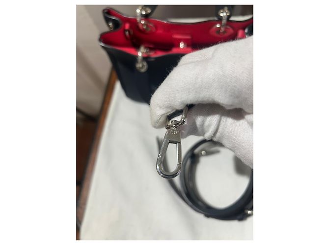 Christian Dior Sac Lady Dior en cuir noir - vue 17