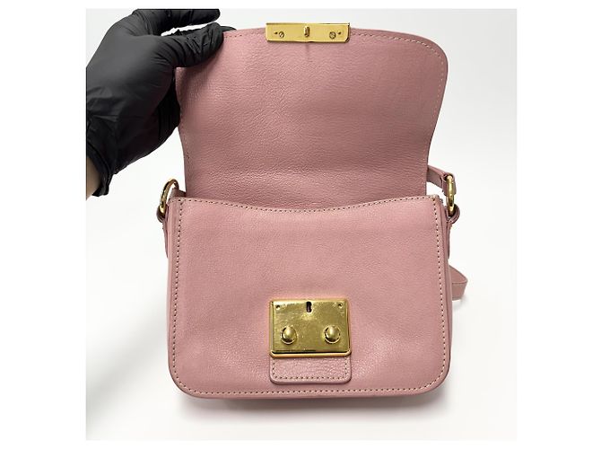 Borsa a tracolla Miu Miu in pelle borchiata Small Rosa - vista 7