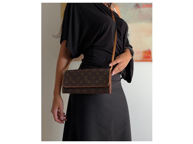 Louis Vuitton Twin Pochette Monogram Canvas Braun Monogramm - Ansicht 3