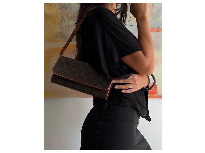 Louis Vuitton Twin Pochette Monogram Canvas Braun Monogramm - Ansicht 4