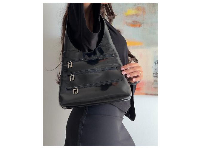 Borsa Gucci Triple G Zip in pelle verniciata nera Nero - vista 13