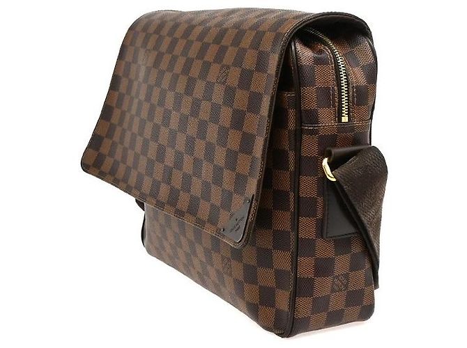 Louis Vuitton Shelton Messenger Damier Ebene MM Marrone - vista 3