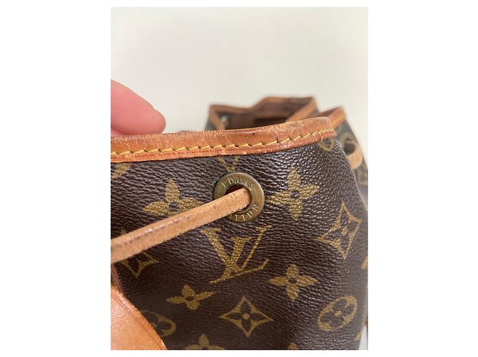 Noe Bolsa Louis Vuitton Noé Monogram Marrom Monograma - vista 13