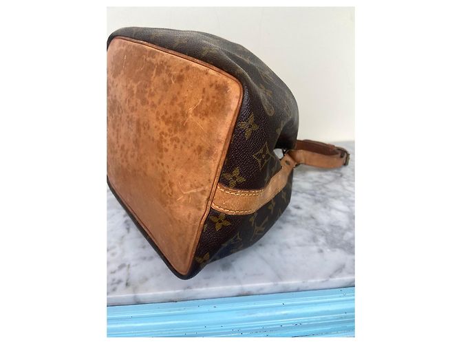 Noe Bolsa Louis Vuitton Noé Monogram Marrom Monograma - vista 9