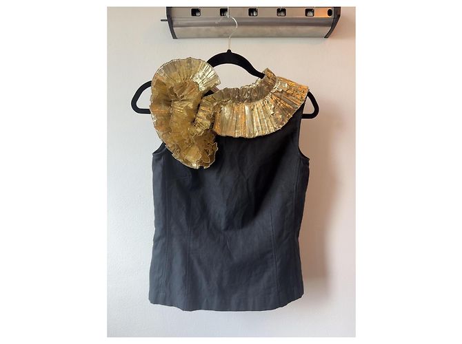Dries Van Noten Top sin mangas negro con cuello de volantes dorados - vista 5