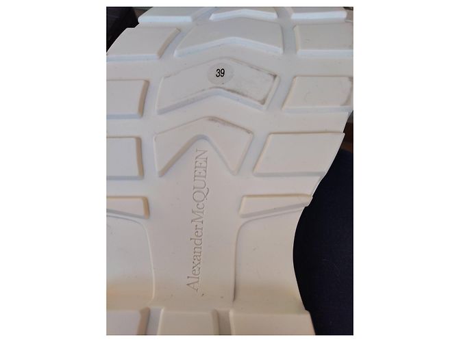 Sneakers alte in pelle bianca Alexander McQueen Bianco - vista 9