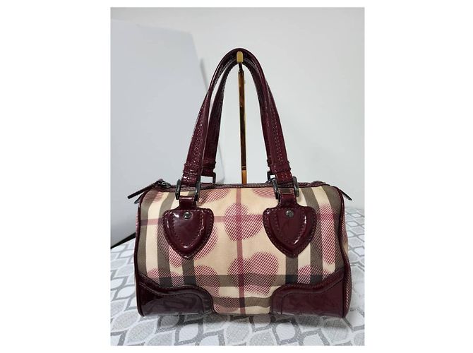 Burberry Borsa Bowling Heart Chester Tela Supernova Check e Pelle Verniciata Rosso Beige - vista 3