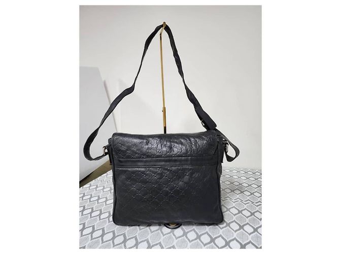 GUCCI Guccissima Medium Schultertasche Schwarz - Ansicht 3