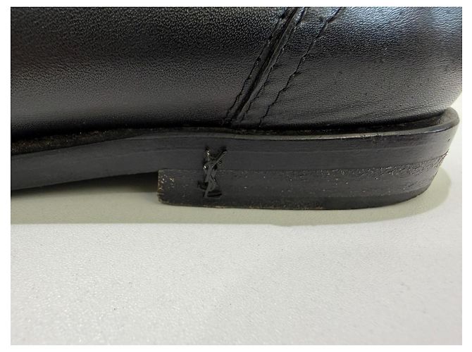 Autre Marque Saint Laurent Paris Mocassini in pelle nera borchiati Nero Silver hardware - vista 15
