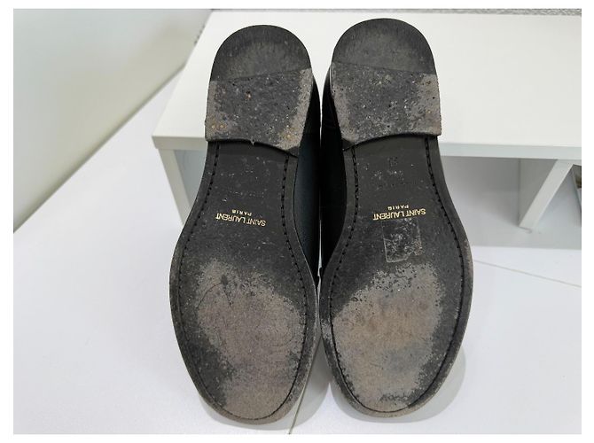 Autre Marque Saint Laurent Paris Mocassini in pelle nera borchiati Nero Silver hardware - vista 9
