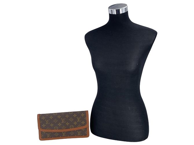 Louis Vuitton Borsa Clutch Pochette Dame Flap Vintage in tela monogram marrone - vista 2