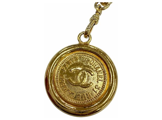 Chanel Vintage Metall-Gürtel mit Coco Mark Münze und Kette Golden - Ansicht 5