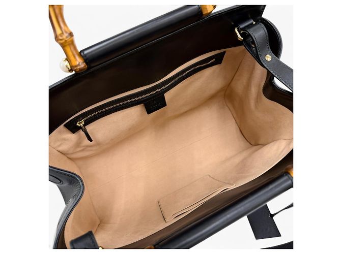 Bamboo Gucci Nymphaea Medium Schultertasche aus Leder mit Bambus und Eco-Perlen Schwarz - Ansicht 7