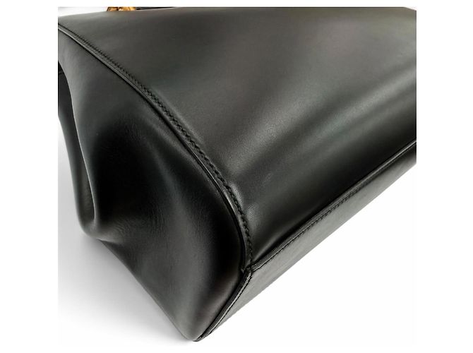 Bamboo Gucci Nymphaea Medium Schultertasche aus Leder mit Bambus und Eco-Perlen Schwarz - Ansicht 8
