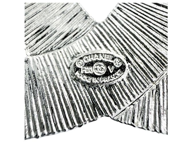 Spilla Bijou Chanel in cristallo e strass argento - vista 5