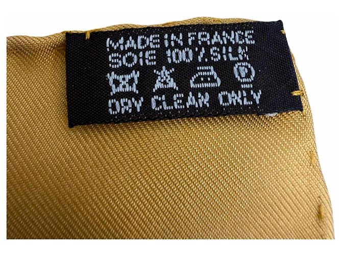 Hermès Hermes Carre 90 Groenland Seidentuch Gelb - Ansicht 10