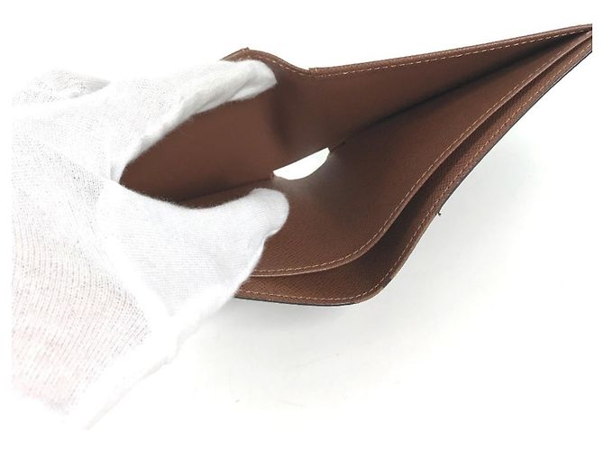 Louis Vuitton Monogram Bi-Fold Wallet Brown - view 11