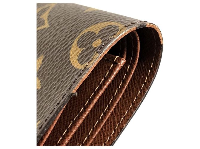 Louis Vuitton Monogram Bi-Fold Wallet Brown - view 8