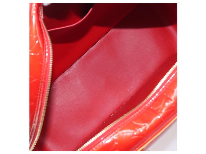 LOUIS VUITTON Monogram Vernis Sutton Hand Bag Red Rouge M91080 LV - vista 10