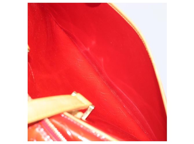 LOUIS VUITTON Monogram Vernis Sutton Hand Bag Red Rouge M91080 LV - vista 24