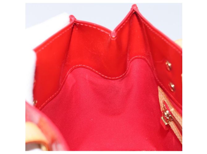 LOUIS VUITTON Monogram Vernis Reade PM Hand Bag Rouge M91088 LV - vista 20