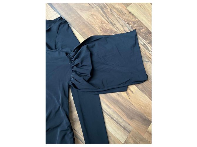 Gucci Schwarzes Figurbetontes Kleid mit Raffungen - Ansicht 3