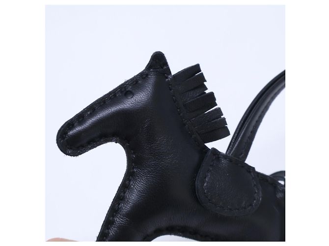 Hermès Portachiavi Rodeo PM HERMES K-stamp So Black Agneau Milo Nero - vista 6