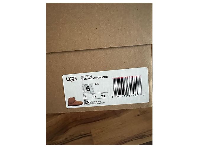 UGG Classic Mini Crescent - Botas de Gamuza Marrón Castaño - vista 10
